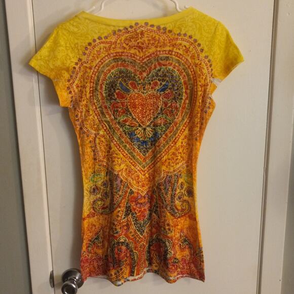 Miken Yellow Hippie Heart Longline Tee V Neck Dopamine Boho Festival Medium - Picture 9 of 10